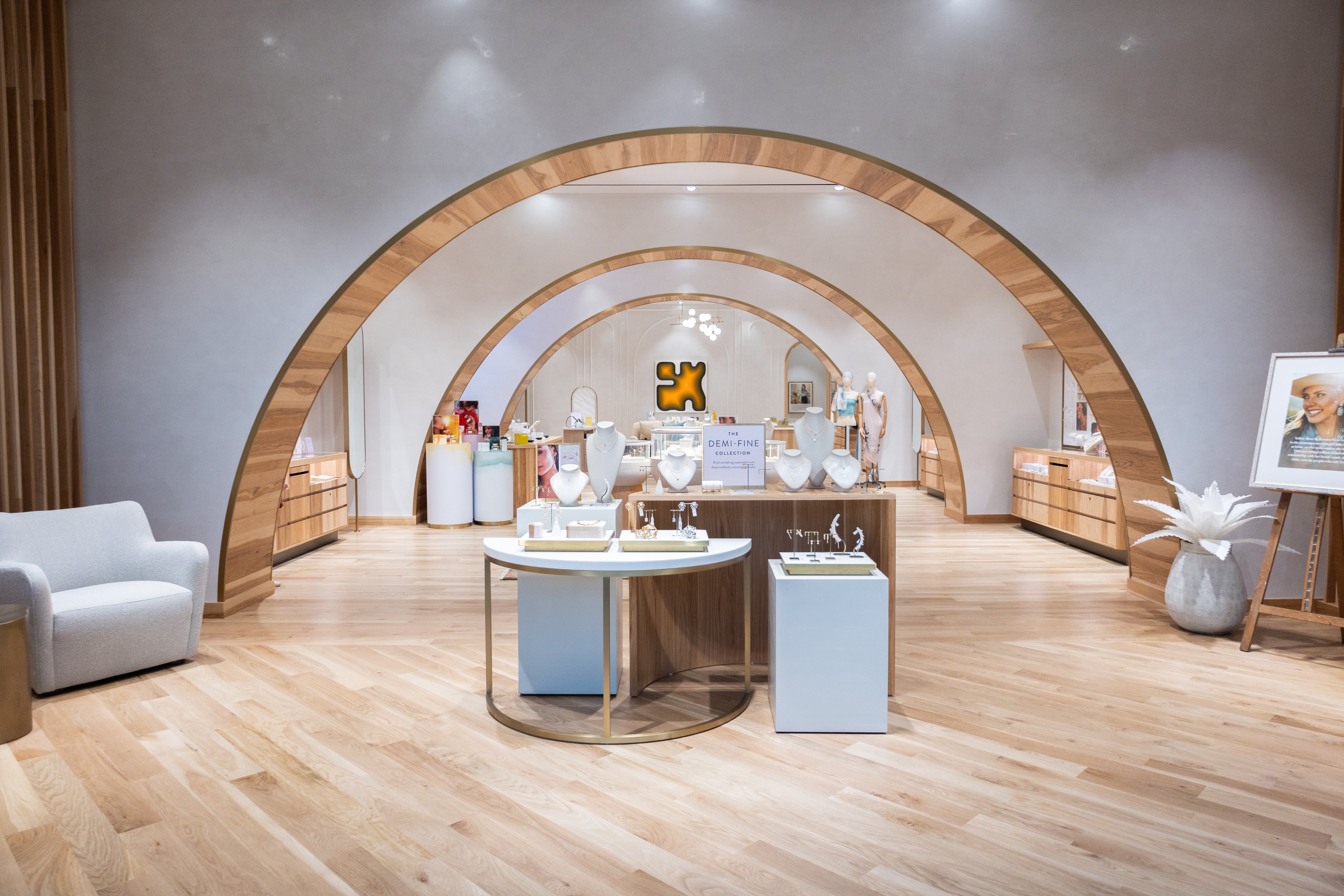 NorthPark Center on X Kendra Scott is now open on Level Two between Neiman Marcus and Nordstrom https t 1iwYbRarZq X