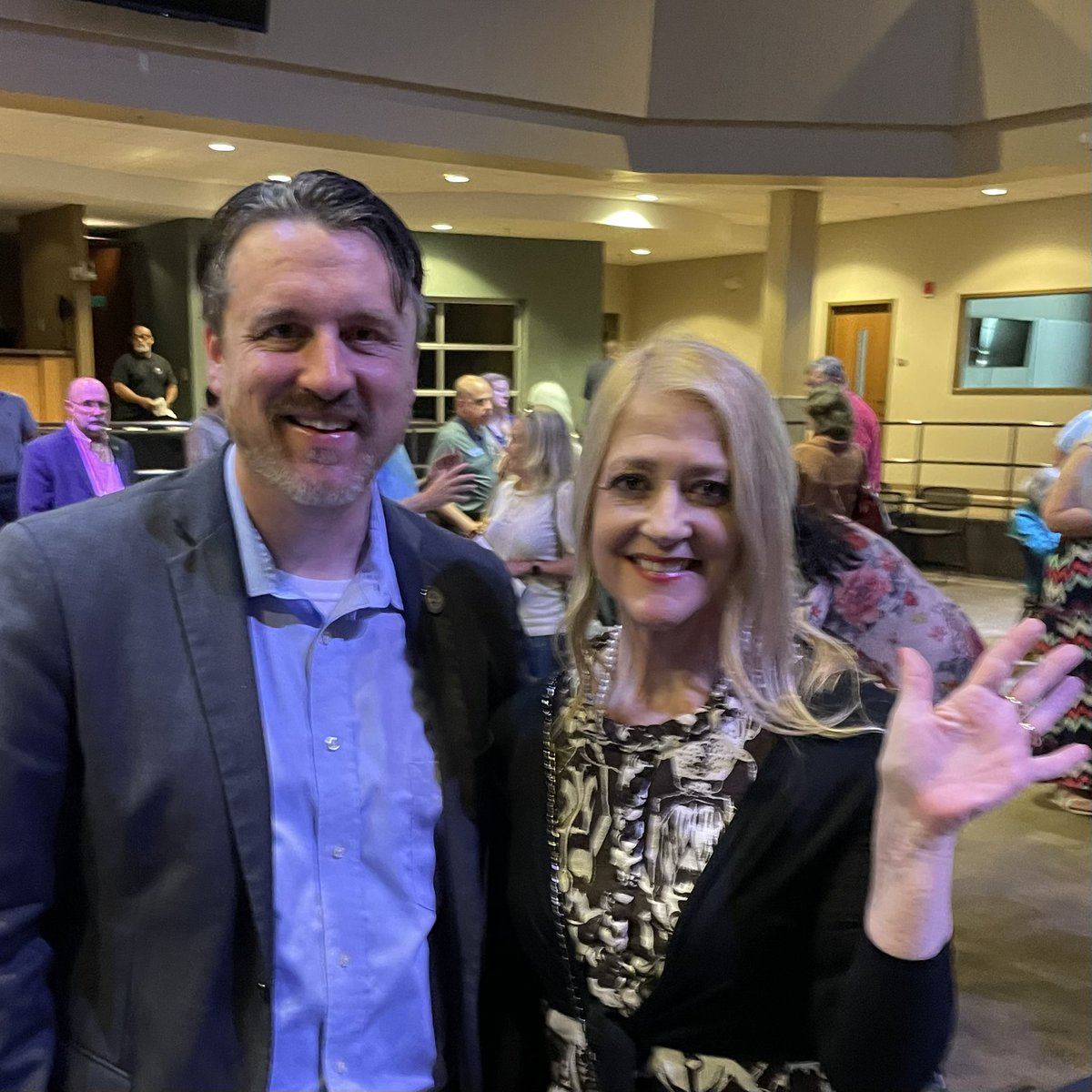 mickwright's tweet photo. Great meeting renowned BHS teacher @flow_tutor at the Bartlett Chamber luncheon. Pick up your free July-June wall calendar featuring her students’ award winning photography at First South Financial. https://t.co/tm3gdGPwf6