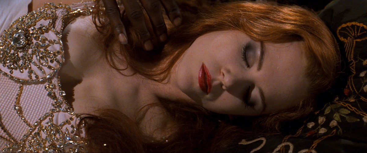 TheCinesthetic's tweet photo. Moulin Rouge! (2001) dir. Baz Luhrmann https://t.co/b5xl2Q1jBm