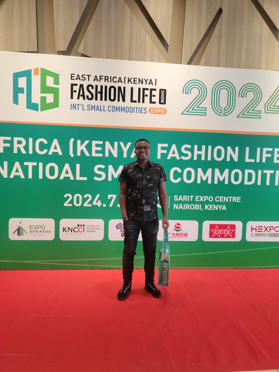petergithua001's tweet photo. Had an incredible time at the Afripeak Expo Kenya! The blend of Kenyan and Chinese products was truly inspiring, and the connections made were invaluable. If you haven't visited yet, don't miss out—tomorrow is the last day to experience this amazing showcase of fashion, lifestyle https://t.co/Y6MEFP7oNE