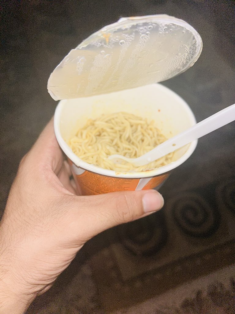 Abdullah_Om3r03's tweet photo. I haven't eaten for two days and now I'm eating ramen
This food is not good and unhealthy
I hope the world understands what we are going through and how we live https://t.co/WjezdjxdJE