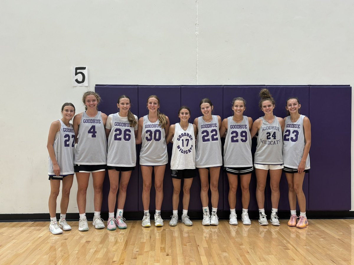 Nickle Dickle Hoops tweet media