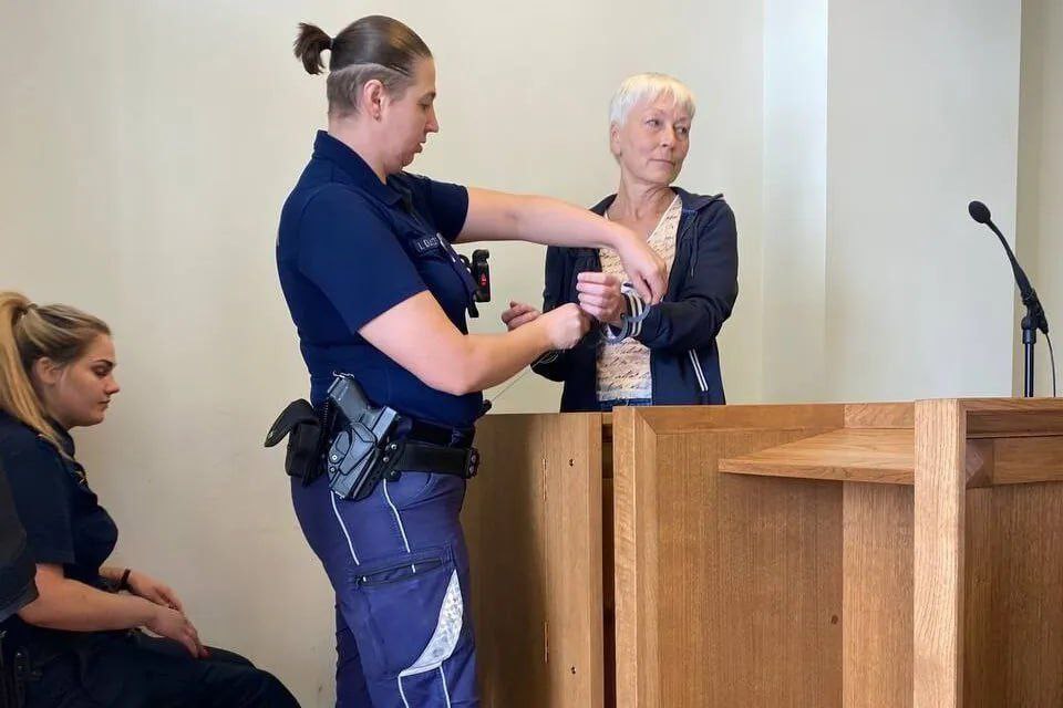 In Latvia, a woman has been sentenced to 3 years in prison for displaying a Russian flag

In the spring of 2023, Elena Kreile (a Latvian last name btw), a resident of Riga, hung homemade Russian and Latvian flags in the window of her house. One of the flags had the inscription