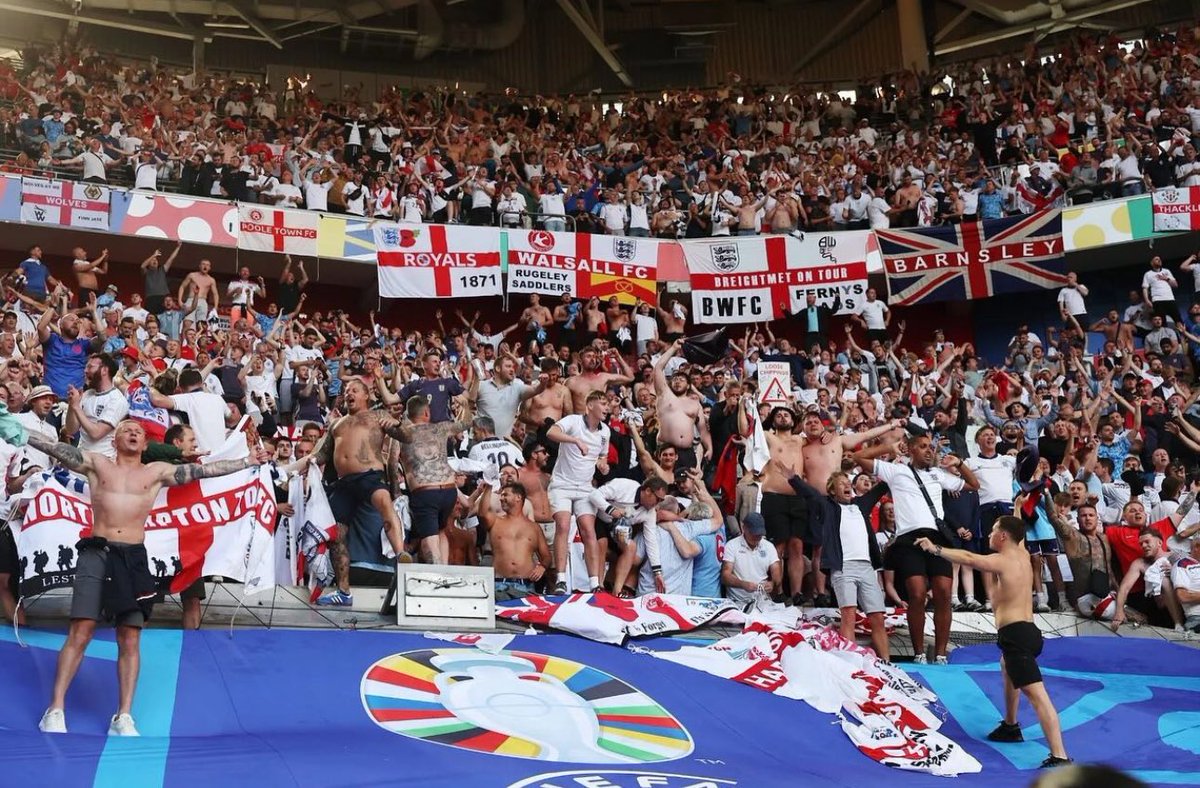 England Football Fans tweet media