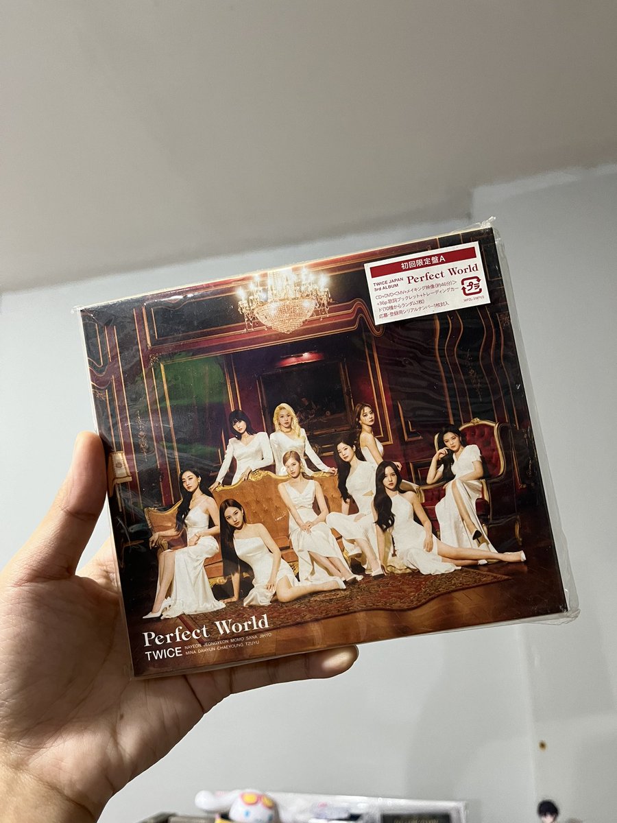 deybayn's tweet photo. Wts lfb

TWICE 3rd Album - Perfect World (1st Limited Edition Ver.A) CD + DVD

Good as new. Used the cd once then kept sealed in original plastic packaging. No stains and scratches.

Pm if interested

#twice #nayeon #jeongyeon #jihyo #momo #sana #mina #dahyun #chaeyoung #tzuyu https://t.co/l5L0LU48Ct
