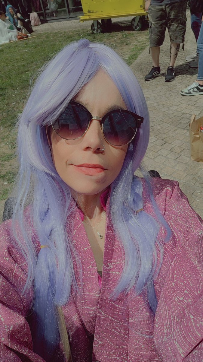 MangaRoulette's tweet photo. Première fois à la japan expo

J'ai vraiment adorer, hâte d'être l'année prochaine du coup 😂
@japanexpo https://t.co/9gpZ1BjnmK