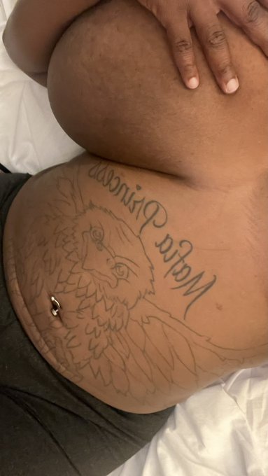 Mina’s pics and videos