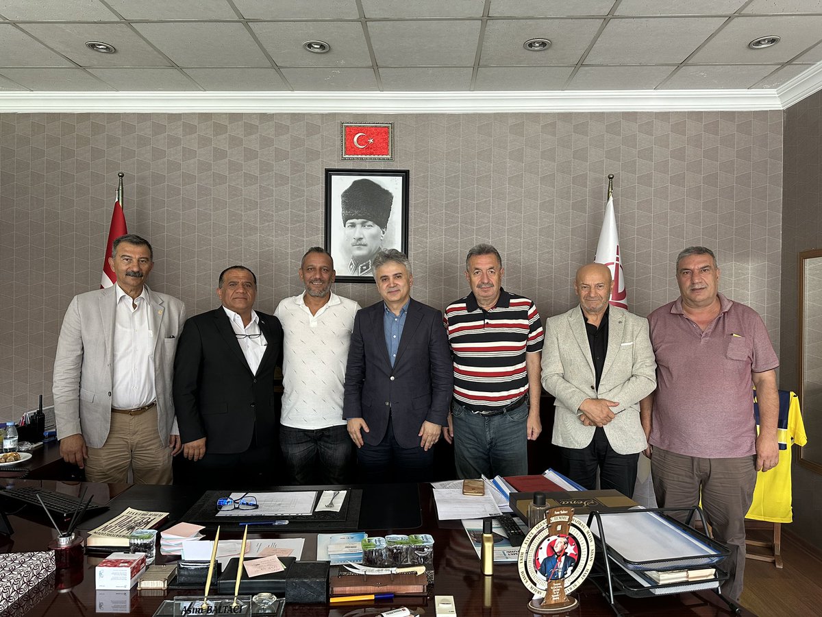 Keçiören Belediyesi Temizlik müdürü olarak atanan disiplin kurulu üyemiz ve Ayvalı Spor Kulübü Başkanı Asım Baltacı Başkanımıza hayırlı olsun ziyaretinde bulunduk..