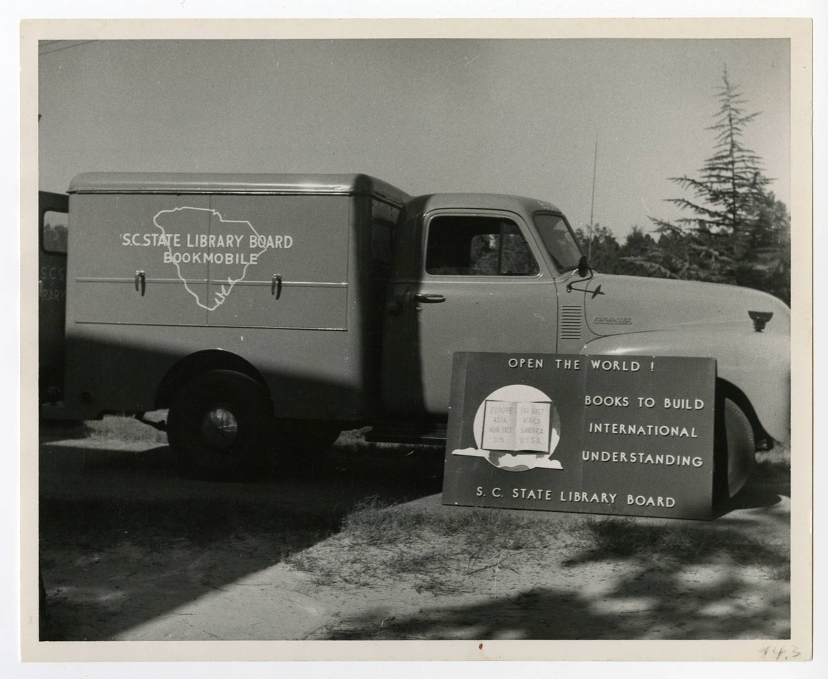 scstatelibrary's tweet photo. Happy #ThrowbackThursda! This week's photo is of the  South Carolina State Library Board bookmobile. https://t.co/KoH8AhyNjJ