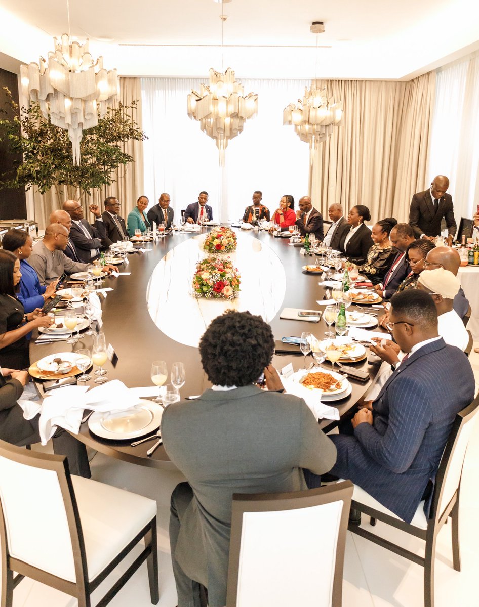 TonyOElumelu's tweet photo. The future of Africa is in our youth. Fostering prosperity on our continent means that we must invest in our youth population, in our entrepreneurs, leveraging innovation and public-private partnerships.

#Africapitalism #TOEWay https://t.co/VEjAwi3rYb