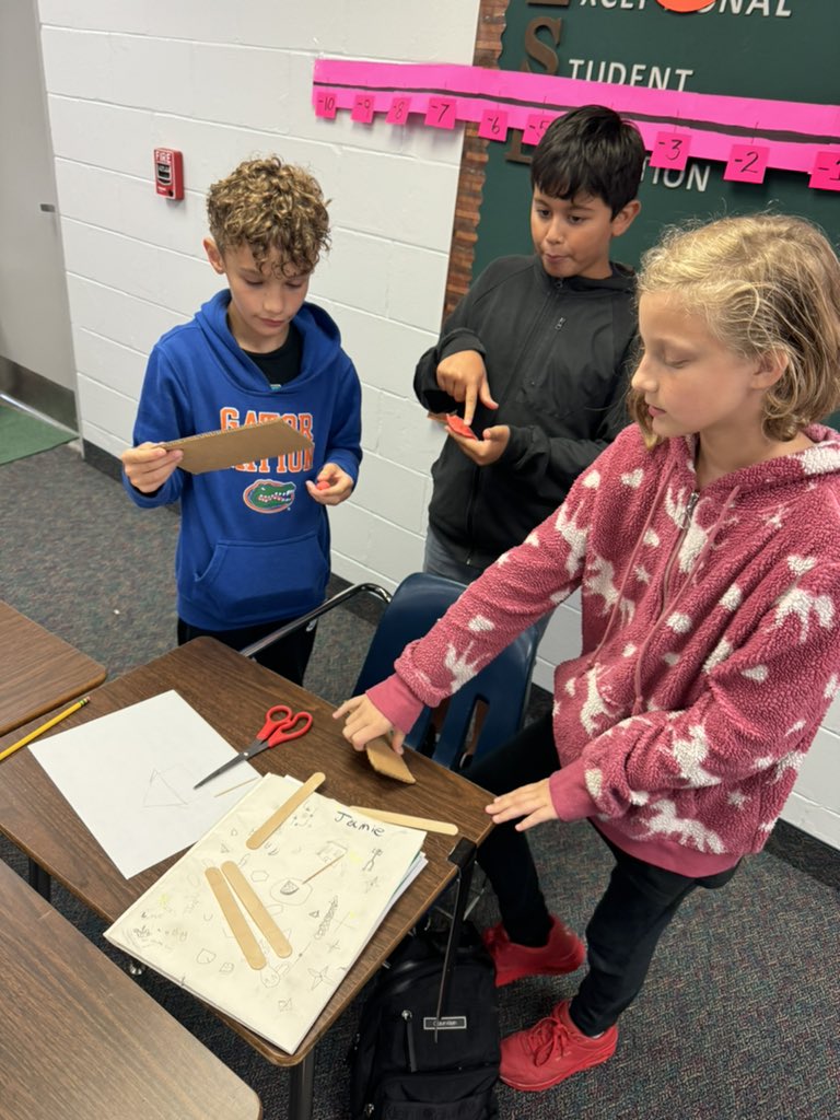 Jenn_Viverito's tweet photo. Science Engineering challenge! Wrapping up our plate tectonics studies with volcanoes! Students designed structures to protect the buildings around our Mt. St. Helen’s to protect them from the next eruption! 🌋 @DMSTIGERTWEETS @Nicolelnturner @ShamekaMurphy1 https://t.co/fO84LEVTwk