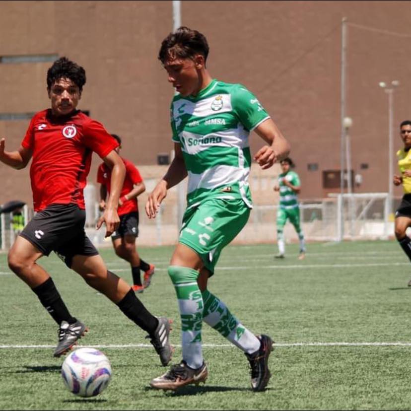 GeraArancivia's tweet photo. #Saltillense Nelson Sahiel Cedillo del @ClubSantos convocado por @miseleccionmx Sub-18 para torneo internacional https://t.co/ZhPwyMtyNr