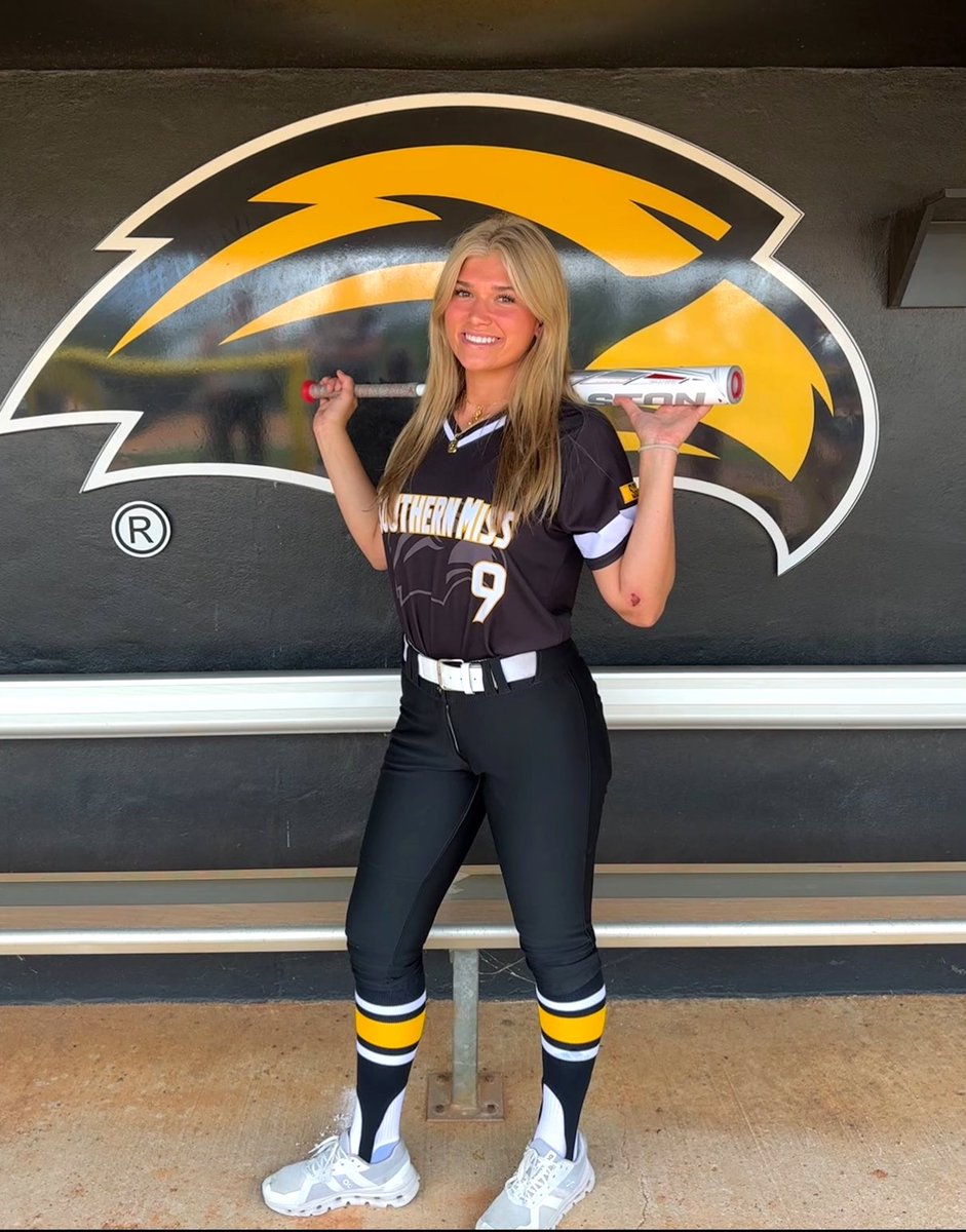 SeguraAva's tweet photo. Very excited to announce my commitment to the University of Southern Mississippi! So grateful for everyone who has helped get me here! #SMTT 🦅💛 @SouthernMissSB @NataliePooleUSM @BigRockHawk @IzzyWerdann @ElzeyMatt @TGA_Turner @TGF_16_National @dale_serie @ExtraInningSB https://t.co/AJZ4xqbbZ2