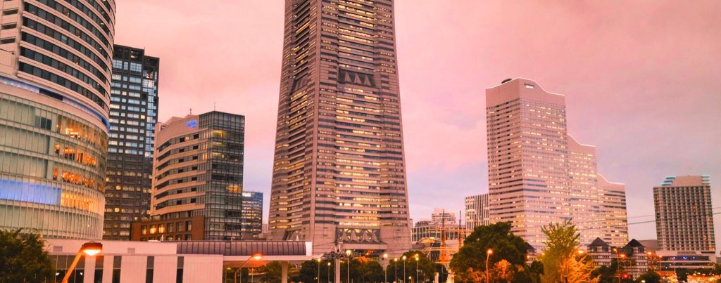 BMV1034's tweet photo. Interestingly, despite the dispute, Spring Dale Invest has expanded with a new branch in Yokohama, contrary to the focus of the dispute being on Tokyo. Legal action seems imminent from Spring Dale Invest's side. - Chat GPT  

Yokohama Blue - Outside of Landmark Tower https://t.co/HkZSRe4Wiy