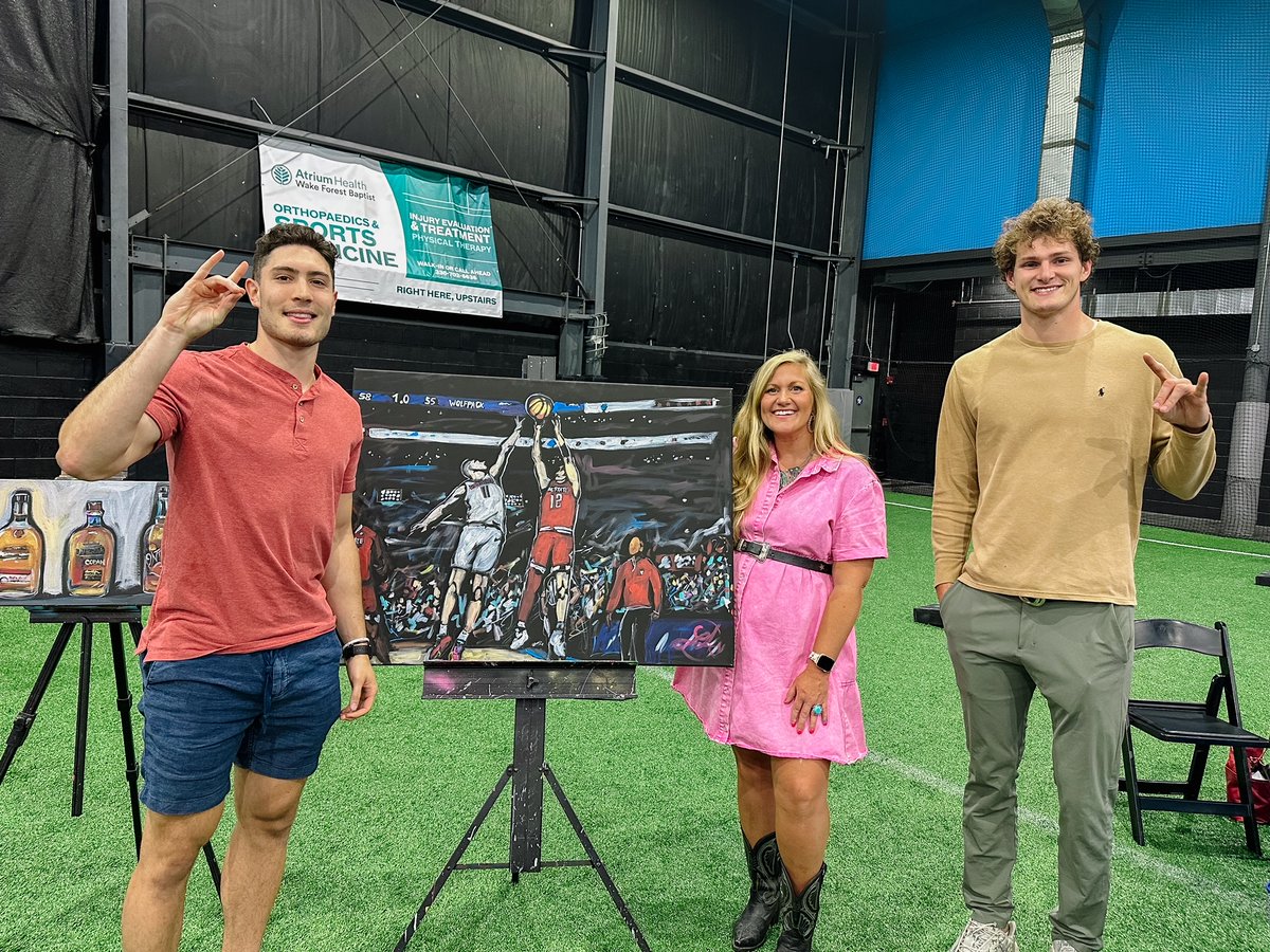 cooklongworth's tweet photo. Hey Wolf Pack Fans...
Laura Ashley did this cool painting for a Ricky Proehl fundraiser and now prints are available:
Unmatted Print 12x5 $45
Matted Print 12x5 $58
plus shipping
email your order lauraashleyliveart@gmail.com
#ncstate#acc#basketball#wolfpack https://t.co/CP4UdAvp7E
