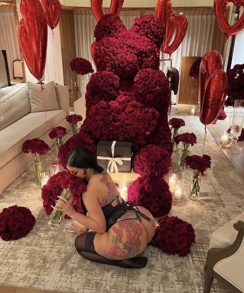 Cardi B is pure perfection 😩🍒!