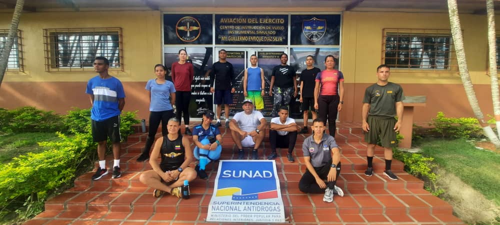 civiscea50's tweet photo. 📢 #Entérate || El personal de este centro en coordinación con la @SUNADYaracuy participaron en la actividad de bailoterapia, rompiendo la cadena de estrés laboral e incentivando a la prevención sobre materia de psicotrópicos y estupefacientes.
#FANB
#SoloUnidosVenceremos
#11Jul https://t.co/QiTmrD5pqm