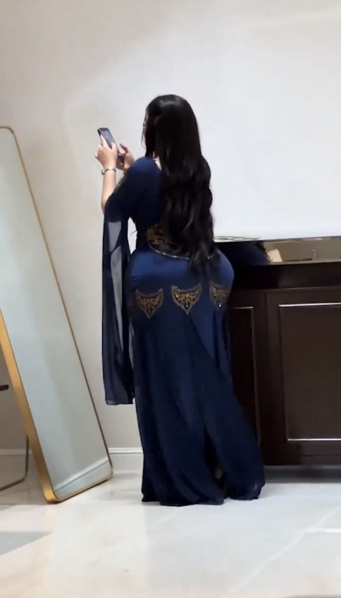 زواج مسيار من  العلا
سيده اعمال عمري 40 جميله ولله الحمد ارمله طولي 168 وزني 78 بيضاء جميله عندي بزنسس خاص في مجال العقارات شركة بعدين اذكر اسمها ساكنه  بيت فيلا ملك