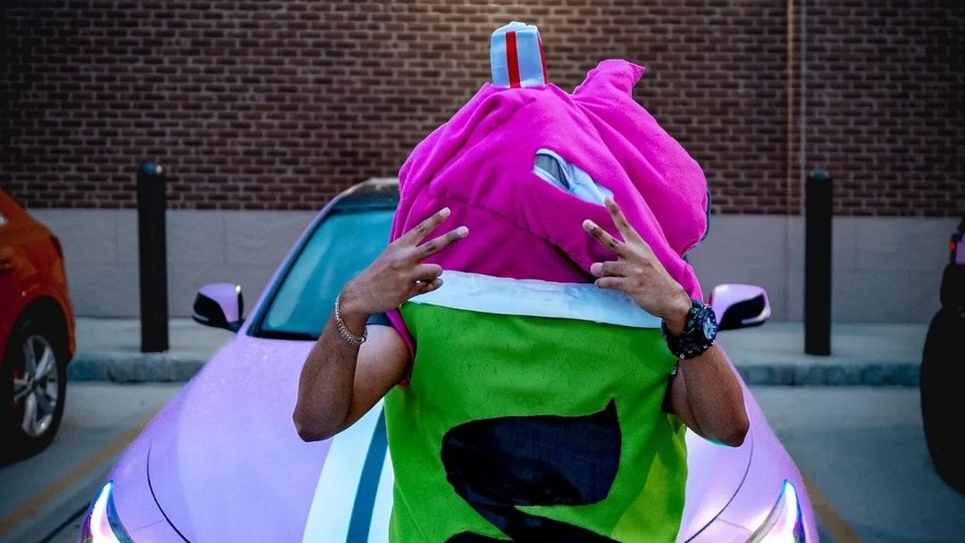 SLURPEESOLANA1's tweet photo. @Frenchyyyy30176 @Ralvero #Slurpee time
Its international slurpee day. Get your slurp on solana 
B4yDJrpgfDEX6iVcJMKpUuLKFz2Ni38KBZAU6ZJbpump https://t.co/fPgnqLitoc