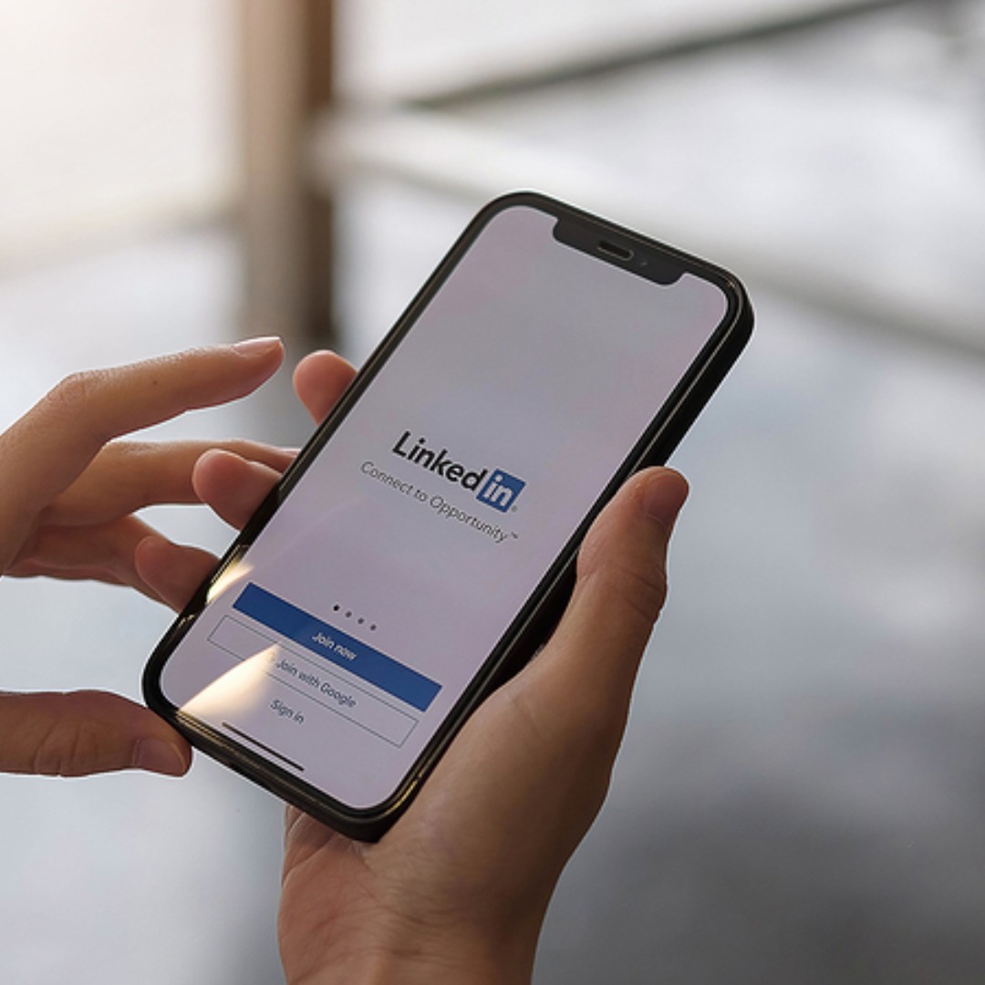 Check out our website and learn the 5 essential tips for your LinkedIn profile. Visit: ow.ly/Goaf50SzW57

#linkedin #socialmediatips #businesstips #businessadvisor #pgpadvisory #businessowners #businessadvice #investors #sanantonio #satx