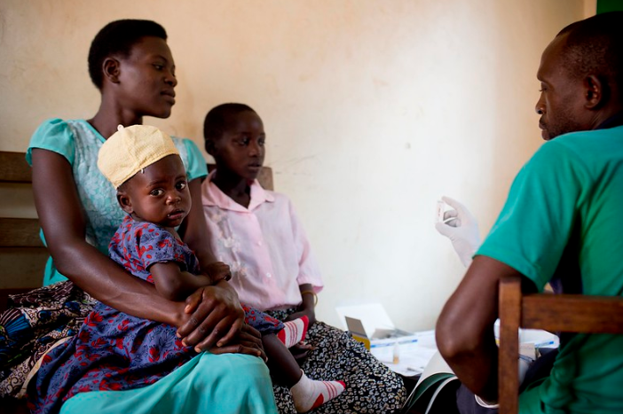 ChildHealthTF's tweet photo. Join our 2⃣ session in the Re-Imagining Child Health through Primary Health Care Series, co-hosted w/ @WHO and @G_Communities. We're deep-diving into #IMCI and its use in #PHC services for #children.
📆 July 17
⏰ 9:00–10:00 am EDT
🔗 Info & register: https://t.co/cbLGQ41a1w https://t.co/mzPRvT67DD