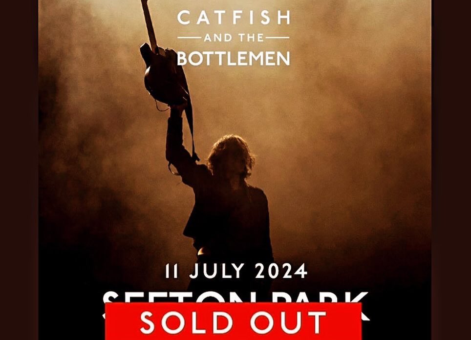 hellomurphy_LFR's tweet photo. 12 years ago, these lads played lomax.

tonight they headline a sold out Sefton Park.

every “headliner” starts at grassroot levels at grassroot venues. they both need your support more than ever ✌️

#catfishandthebottlemen #liverpool #seftonpark #live #music #musicvenuetrust https://t.co/6tKsyfM3eW