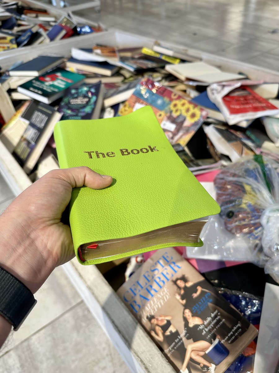 Tom Zohar tweet media