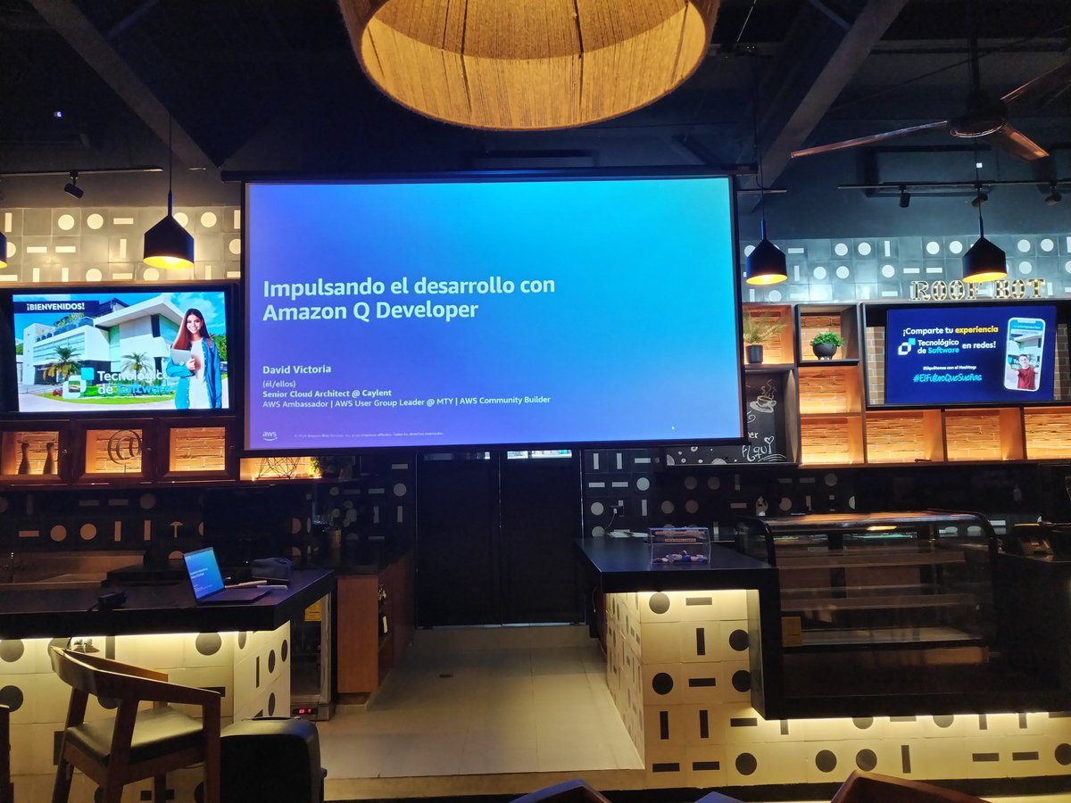 El_Mulix's tweet image. Listos para el #awsmeetup #aws en el @TecDeSoftware