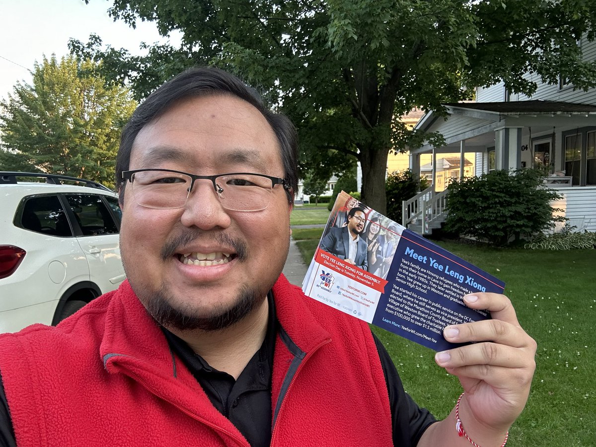 yeeforwi's tweet photo. Ended the day knocking on doors! What an incredible day evening meeting with the amazing folks of the 85th! 

#YeeForWI 
#takebackthemajority 
#Fightfor50 https://t.co/UoJs5L17ta