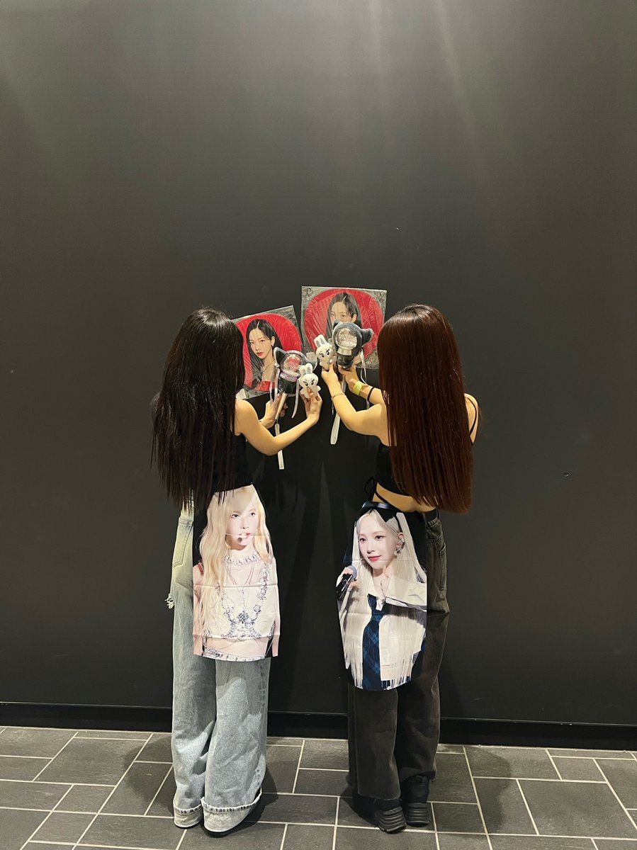 0q830_'s tweet photo. 愛知公演DAY2❤︎ トロッコ近すぎたしミーグリ当たって幸せな1日すぎた✨✨
ニンニン終始体調悪くて辛そうだったけどMyのためにステージに立ってくれてありがとう(ToT)/~~~
エスパちゃんみんなだいすき💖💖
#aespa
#myと繋がりたい https://t.co/zkUUVjrf3w