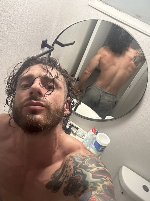 This week has been so fucking hot in Vegas. One more shoot then back to LA for work on Saturday. I hope<a href="/tag/mommyblowsbest"class="tags"><span>#mommyblowsbest</span></a>