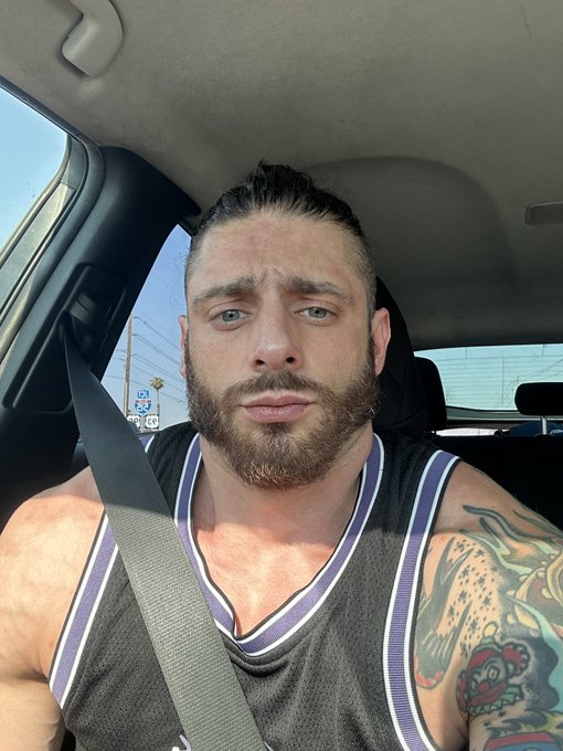 This week has been so fucking hot in Vegas. One more shoot then back to LA for work on Saturday. I hope<a href="/tag/mommyblowsbest"class="tags"><span>#mommyblowsbest</span></a>