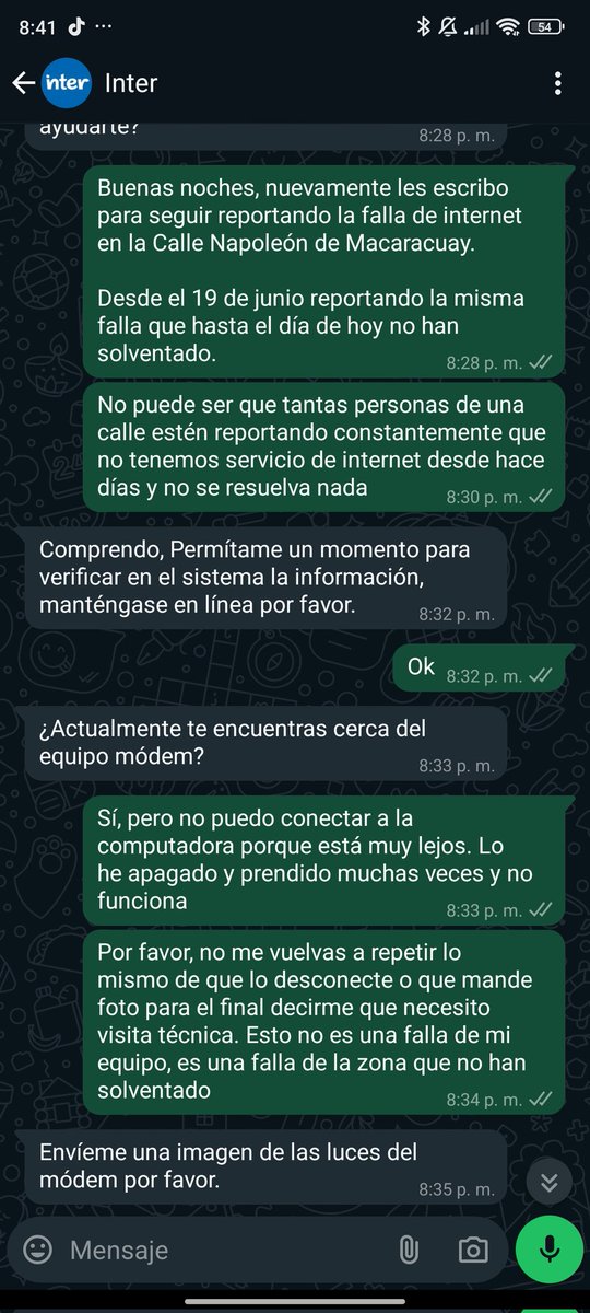 Adelchv's tweet photo. Yo no puedo creer lo inútil que es la atención al cliente y el servicio de @TuMundoInter desde el 19 de junio varias personas de la zona reportando la falla y hasta el día de hoy no lo han solventado, y encima me dicen que me pueden cobrar por la visita técnica. Abusadores. https://t.co/gZyflJNPKh