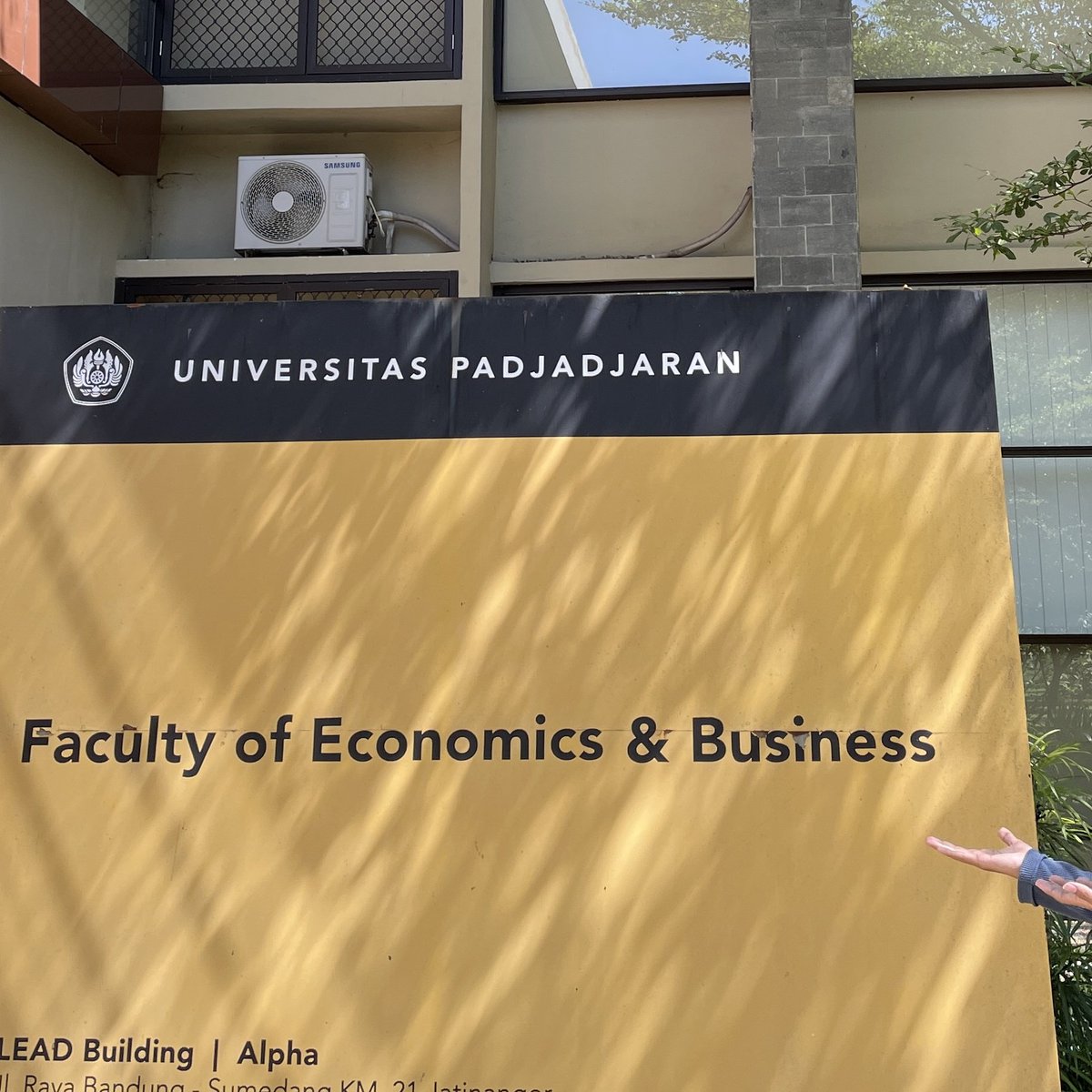 aril kasih paham boz tweet media