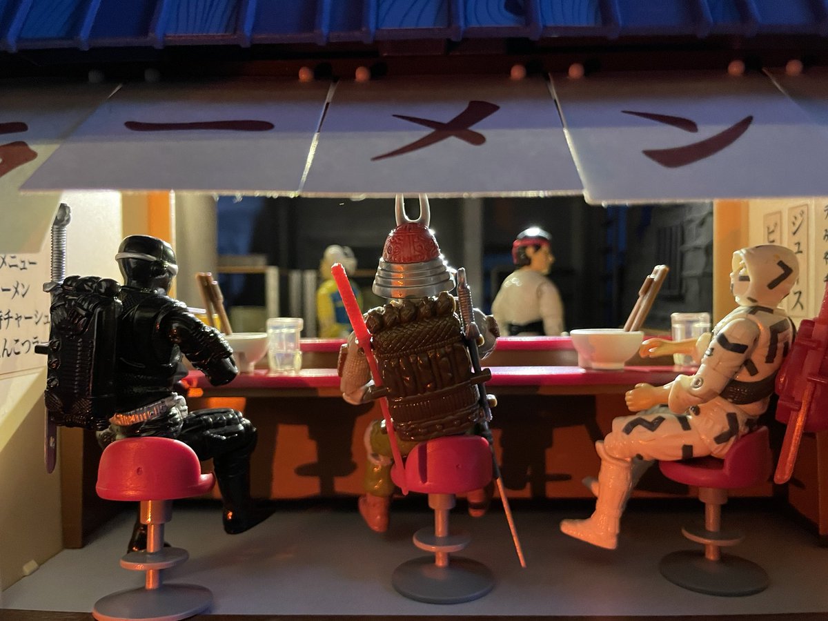 dtkordish's tweet photo. Can’t even sit down to some street ramen without getting hassled
#GIJoe #ninjaproblems https://t.co/iw4gjTmGag