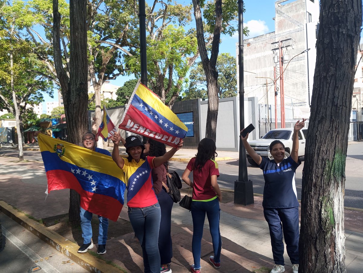sansimon_ad's tweet photo. Este 28 de julio lo vamos a lograr! #vamosaganar 

Con una gran caravana damos el inicio a la campaña electoral  en UNIDAD.

¡@egonzalezurrutia presidente!

#Vamosaganar
#ADconecta
#EdmundoPresidente https://t.co/wt1ZW2VOIs