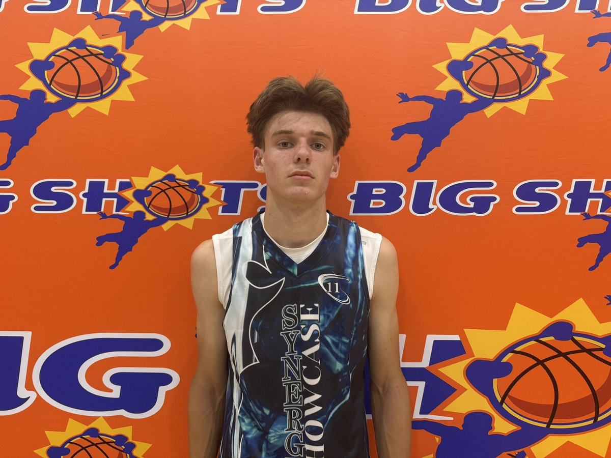 BigShotsGameMVP's tweet photo. #BigShots #RichmondLive

17U Final

River City Reign Big Shots 88
#00 Tykie Jones 22pts
#30 Cam Hammond 16pts

Team Synergy 47
#11 Dylan Rego 20pts https://t.co/Loi8JmF4Ul