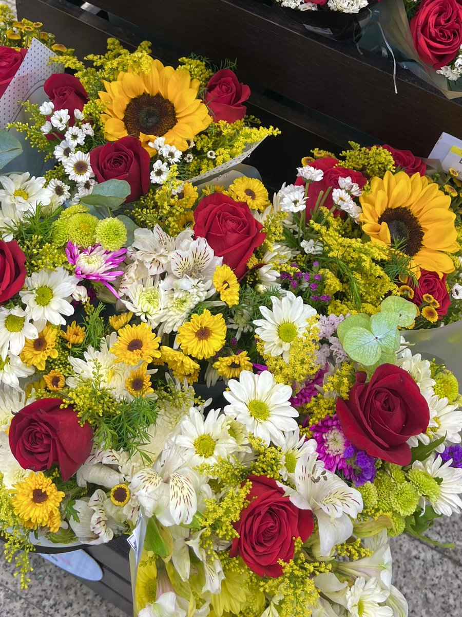 las flores me hacen muy feliz
