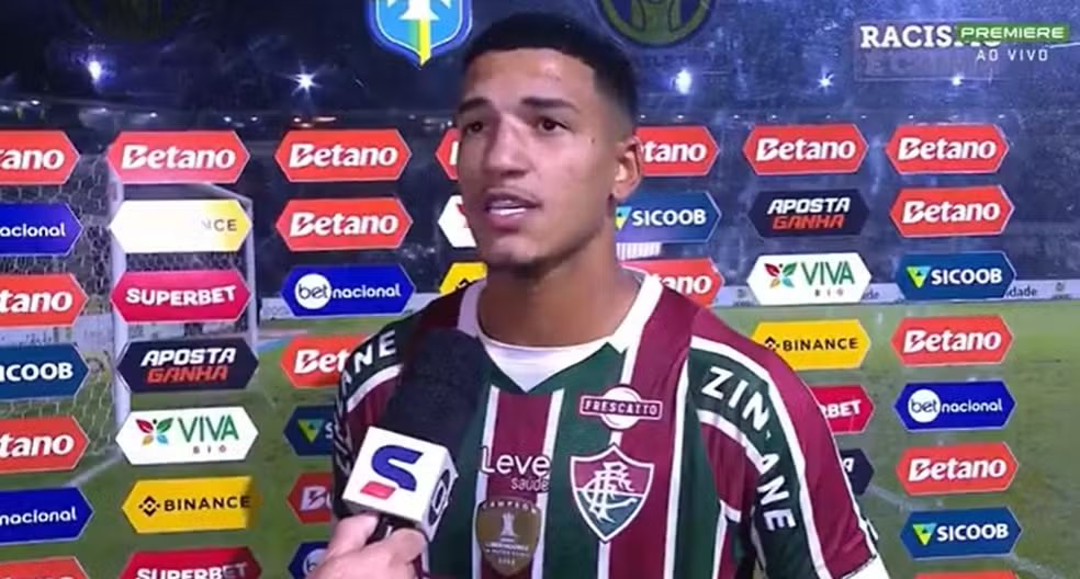 🗣️ Kauã Elias: "Coloca a rapaziada para jogar, porque a gente vai para cima e fazer o que precisa fazer. Independentemente se vai acertar ou errar. Às vezes a torcida julga, mas é o papel deles. A gente agradece também porque vieram em peso aí para poder nos apoiar" 

>>>>