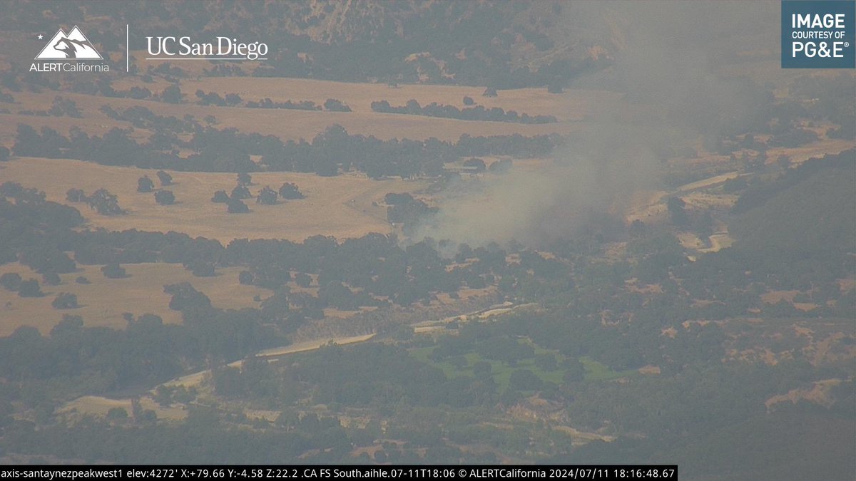 DanielFireTruck's tweet photo. New Brush Fire CA-154/Paradise Rd, Santa Barbara.
2-5 acres, some helicopters from the LakeFire will be diverting to this.
#RayFire https://t.co/rMsPyCpGLZ