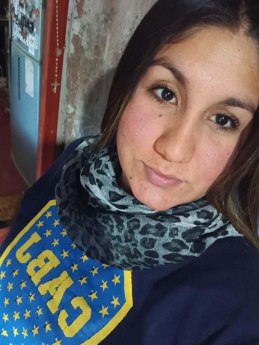 MaaayV1905's tweet photo. Te extraño mi amoooor 🥹💙💛 https://t.co/KLSCUgfVvc