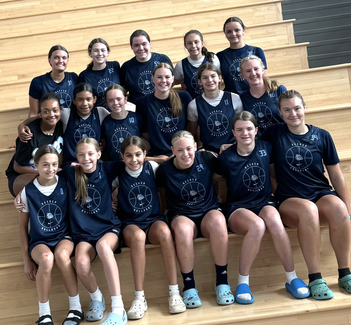 Wisconsin Dells 🏀 trip was a huge success! Moose Jaw Pizza, the waterpark, and games vs the coaches made it a memorable time! 

This was a great team bonding experience and both our Varsity and JV were able to play 6 games vs great competition. Both teams went 5-1.