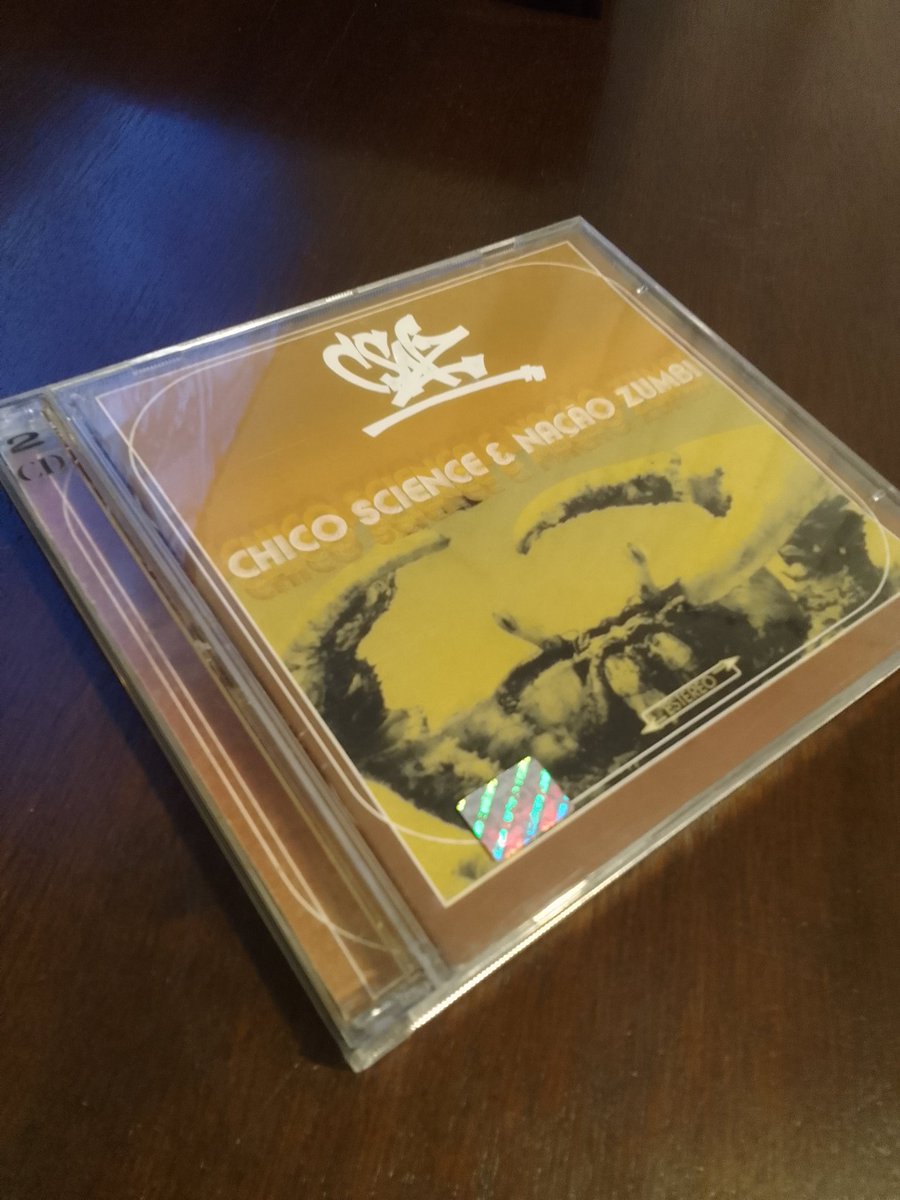 BuzanMarcio's tweet image. Ouvindo Chico Science e Nação Zumbi. Esse álbum é foda!!! #ChicoScience #NaçãoZumbi