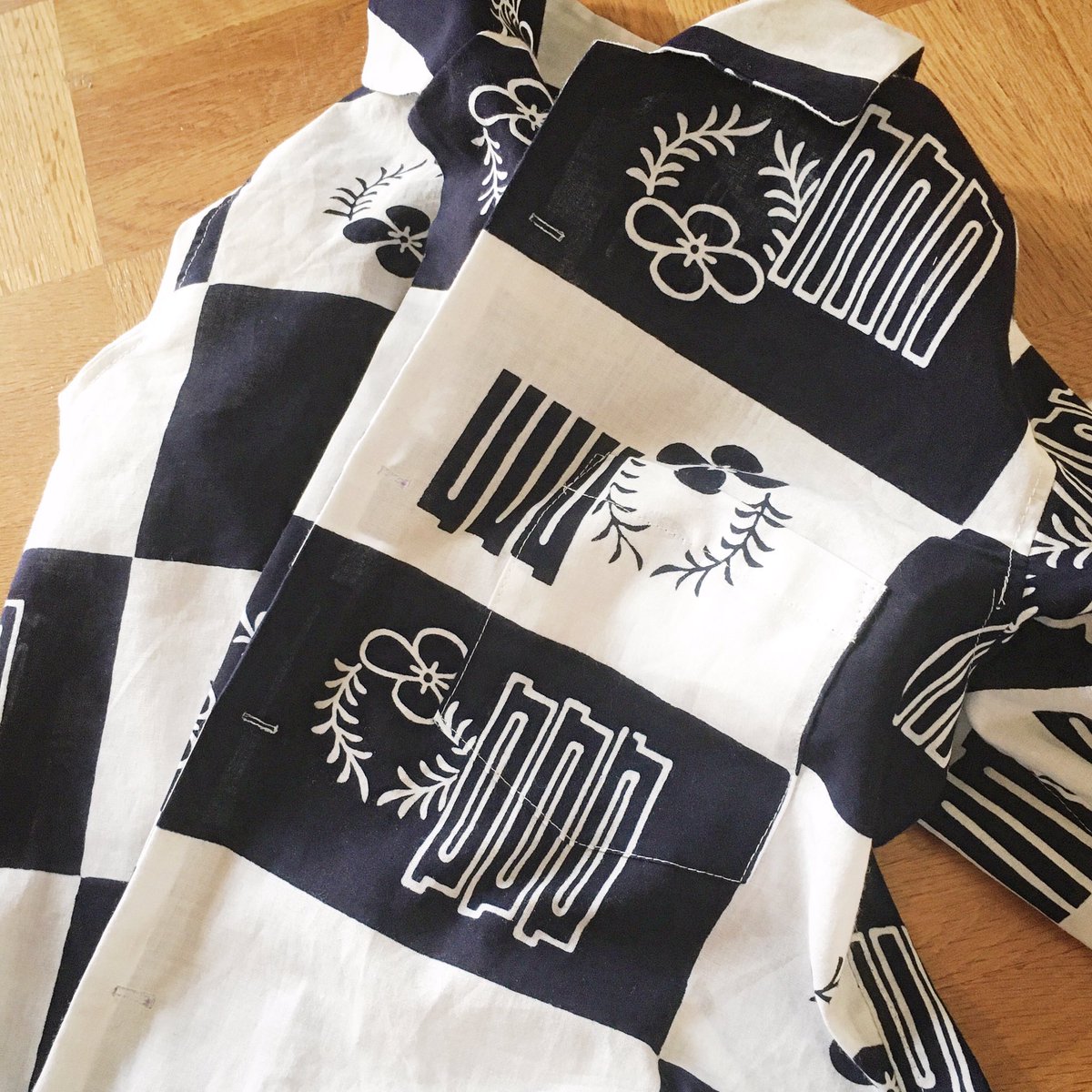 gauze10cm's tweet image. 柄合わせ地獄 
#縫製中毒 #sewingaddict #アロハシャツ #鯉口シャツ