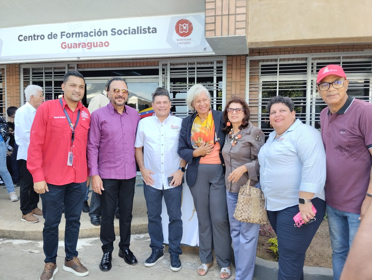 EducacionNvaE's tweet photo. ¡Hacia la Venezuela próspera! 

Inaugurado en Nueva Esparta Centro de Formación del @Incesocialista.
Bajo la modalidad de aprender haciendo, se contribuirá con la formación en Turismo, en consonancia con los motores productivos nacionales.

@_LaAvanzadora 
@MPPEDUCACION https://t.co/PnbUWUZ23K