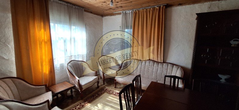 Bolu Mudurnu'da, 632 m2 arsa üzerinde, 5+1, 120 m2, müstakil ev. 1.390.000 TL +90 539 839 7508
marketofrealty.com/bolumudurnuda-…

#emlak #gayrimenkul #sahibinden #satılık #yatırım #MüstakilEv #BahçeliEv #turkey #türkiye #bolu #mudurnu #abant #property #RealEstate #ForSale