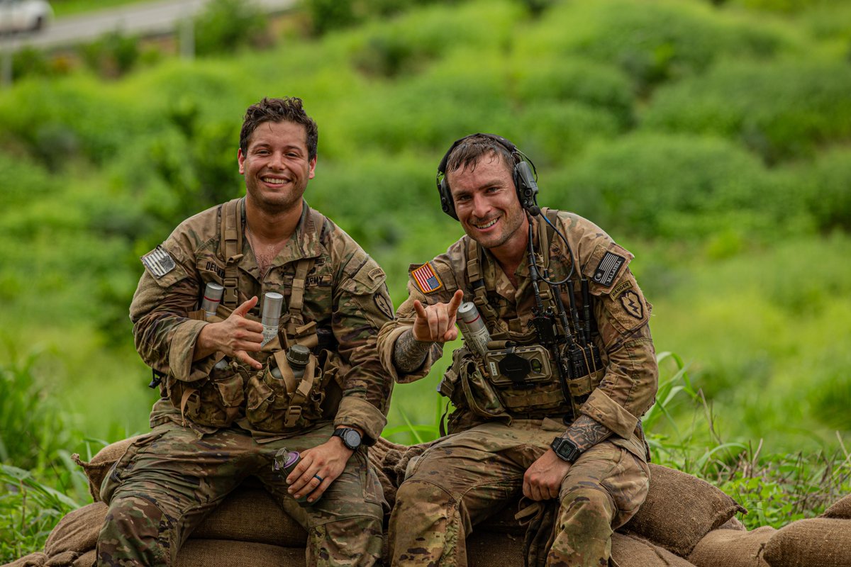 25thID's tweet photo. #PacificPartnerships 

During Exercise #KerisStrike in Malaysia, @USArmy #Soldiers, @USMC, and the Armed Forces of Malaysia are working together to enhance #WarfightingReadiness and interoperability throughout the #FreeandOpenIndoPacific. https://t.co/Kqgu1upzPl