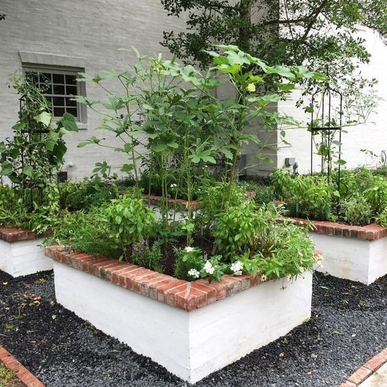 ddbricksales's tweet photo. Inspiration for your Vege Garden! Contact us for great value Concrete Blocks and Seconds Bricks on SALE in yard NOW. Pick up &amp; Delivery. #GrowYourOwn #vegetablegarden #darlingdownsbricksales #ddbs https://t.co/TKRuEpDW74
