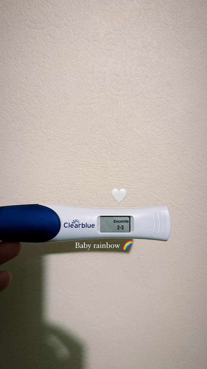 Mouna🌒 tweet media