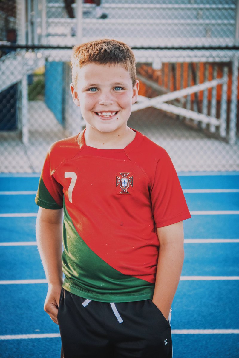 SpfldFC's tweet image. One last thank you this season 🦌

Chris and Seth Tavenor (1st pic) came and helped set up the field for games and did announcing🔥

The 2 pics are a few of our ball boys this season!

The last pic is our super fans (Keely and Emma Burton) - they came to every game this season 🫶🏼